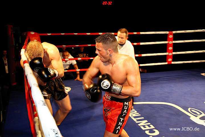 100327_0331_kunz-calabrese_monheimer-fight-night.jpg