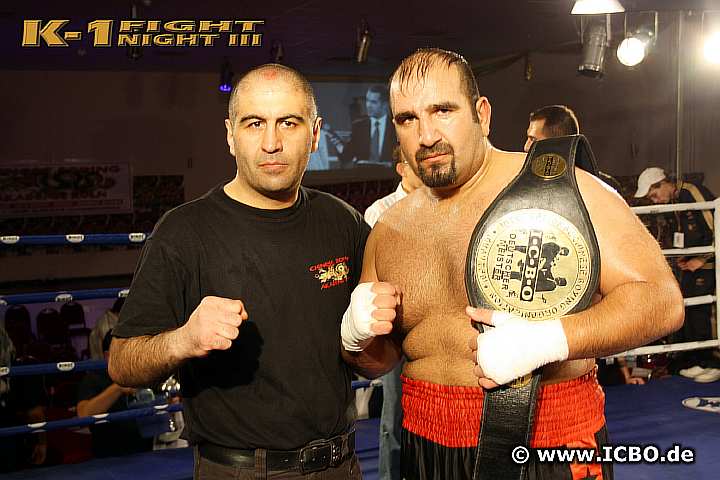 110708_0644_memishi_akbulut_atamtuerk_k1_fightnight_3.jpg